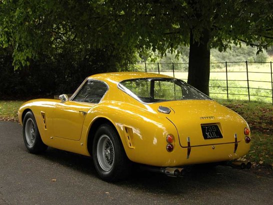 Ferrari 250 GT SWB Recreation: A Fast Drive in the Country