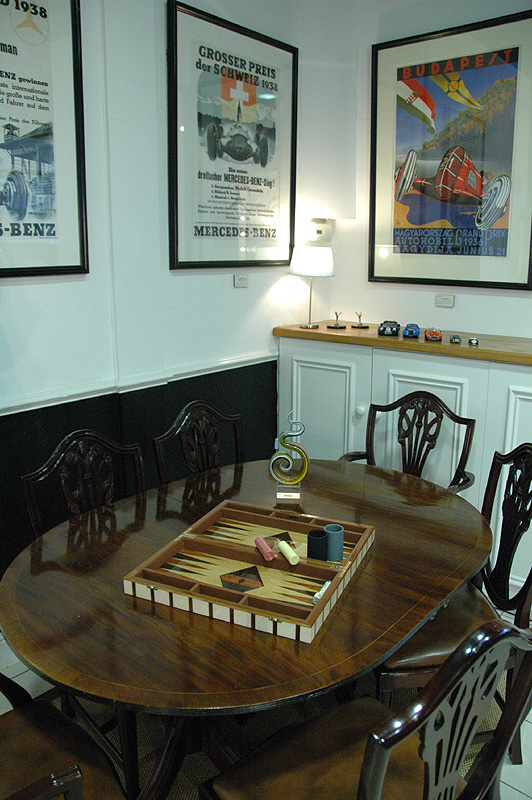 Dealer Profile: Graeme Hunt