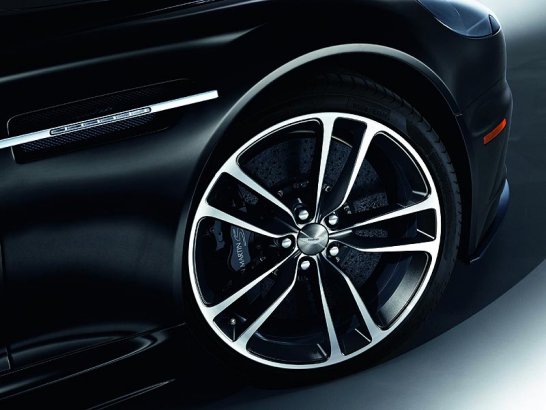 Aston Martin ‘Carbon Black’ 