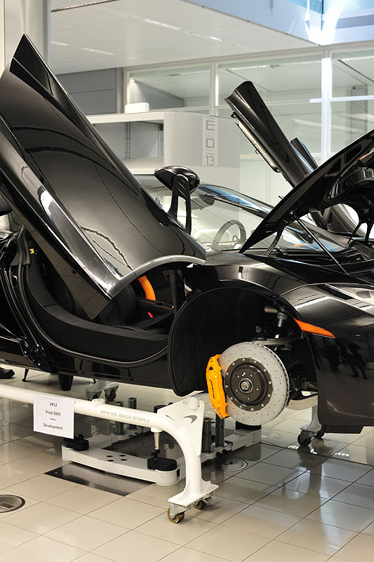 McLaren Automotive: First Deliveries of MP4-12Cs in Early 2011