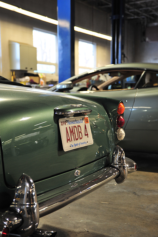 Classic Driver Dealer: Aston Martin New England & Lotus Motorsports Inc.