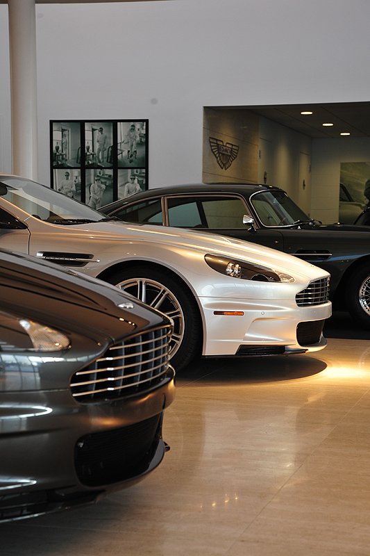 Classic Driver Dealer: Aston Martin New England & Lotus Motorsports Inc.