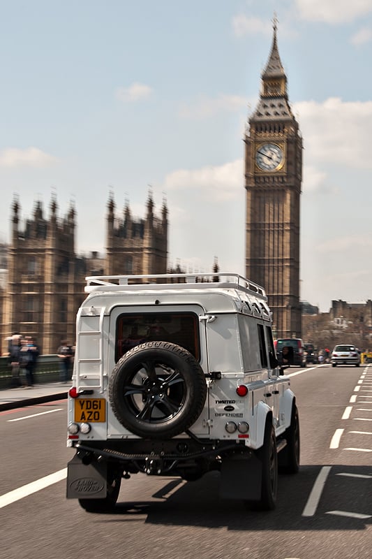 Land Rover Defender Twisted Editions: Urban Safari