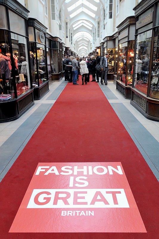 'Fashion is GREAT’: Savile Row and Burlington Arcade celebrate British tailoring