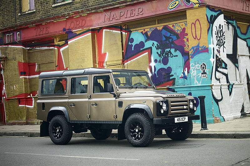 Land Rover Defender XTech Special Edition: Urban Outfit