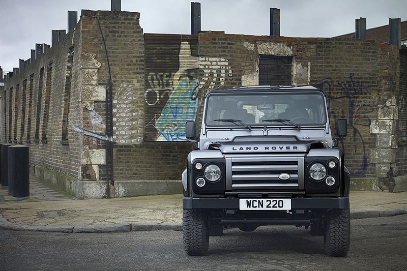 Land Rover Defender XTech Special Edition: Urban Outfit