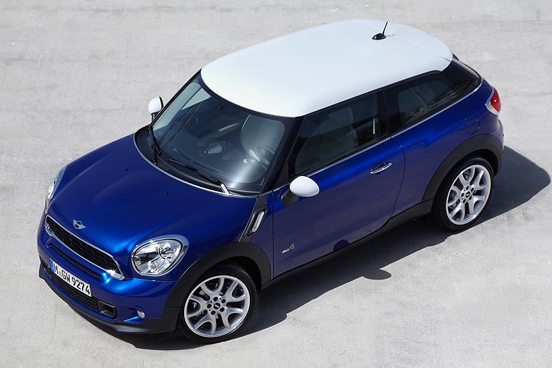 MINI Paceman to pose in Paris