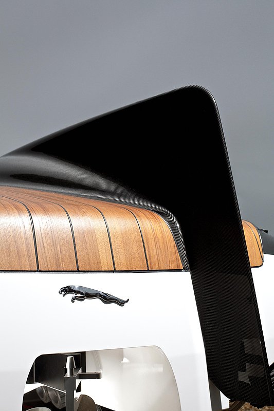 Jaguar Concept Speedboat: Meerkatze