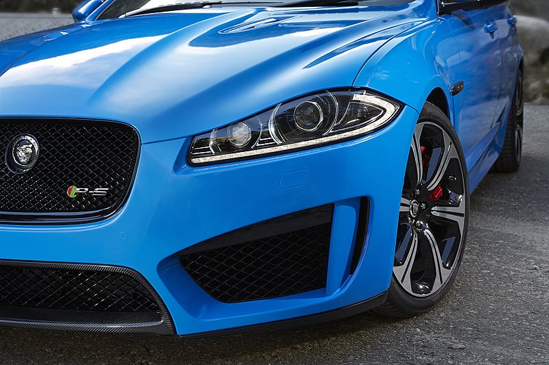 Jaguar XFR-S: British 'bahnstormer