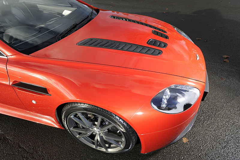 Driven: Aston Martin V12 Vantage Roadster