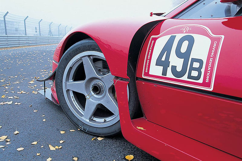 Too Fast to Race – Ferrari 288 GTO Evoluzione