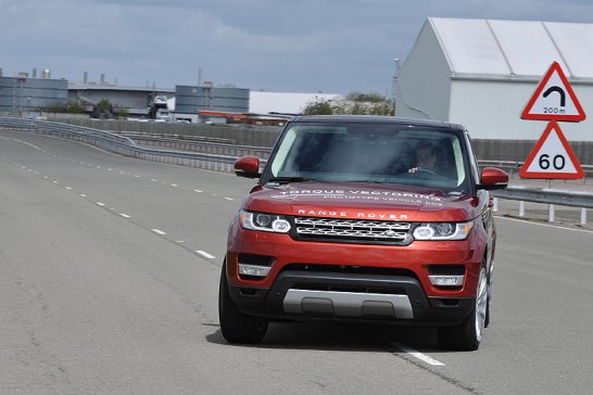 Exklusive Prototypenfahrt im neuen Range Rover Sport
