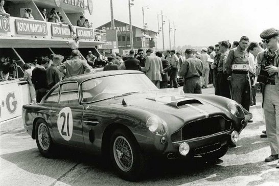 Six Appeal – The Newport Pagnell Aston Martins of the 1960s