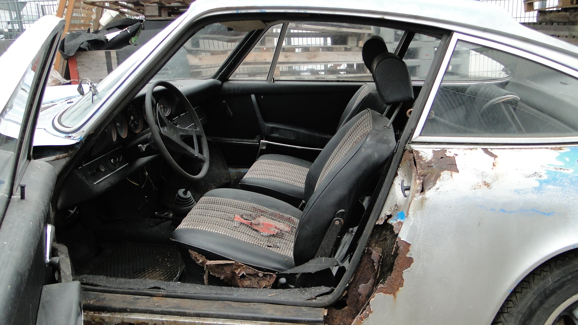 911_t_24_1973_weiss_4.jpg