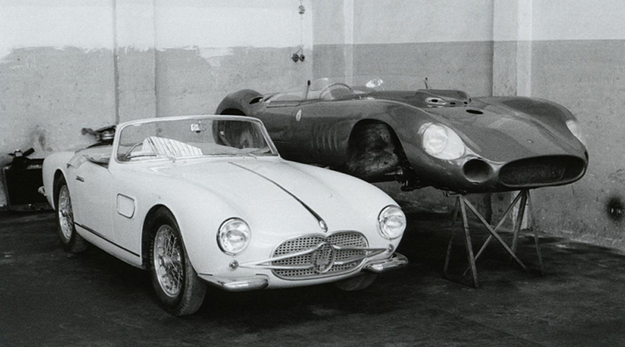 MASERATI_150_GT_SPIDER_05pop.jpg