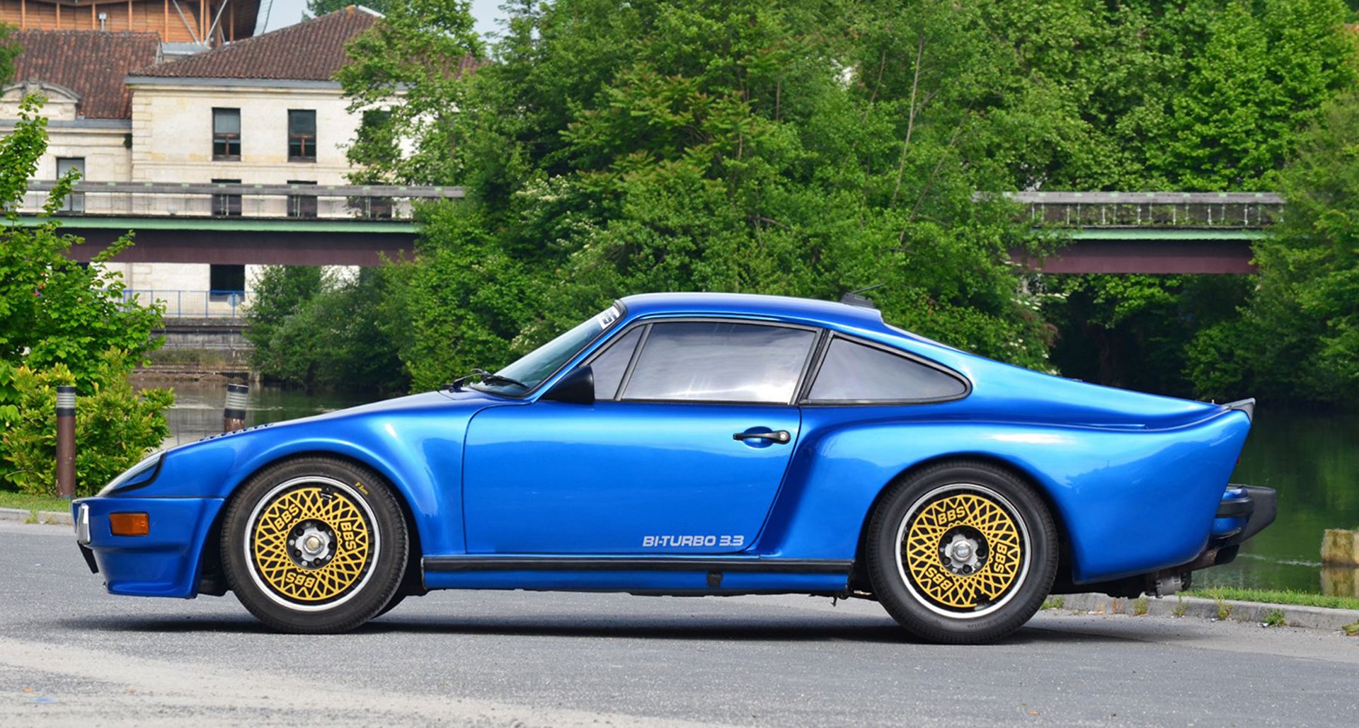 Porsche 930 Singer