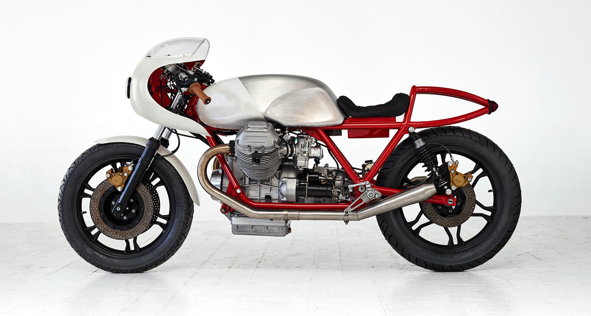 Custom moto store guzzi