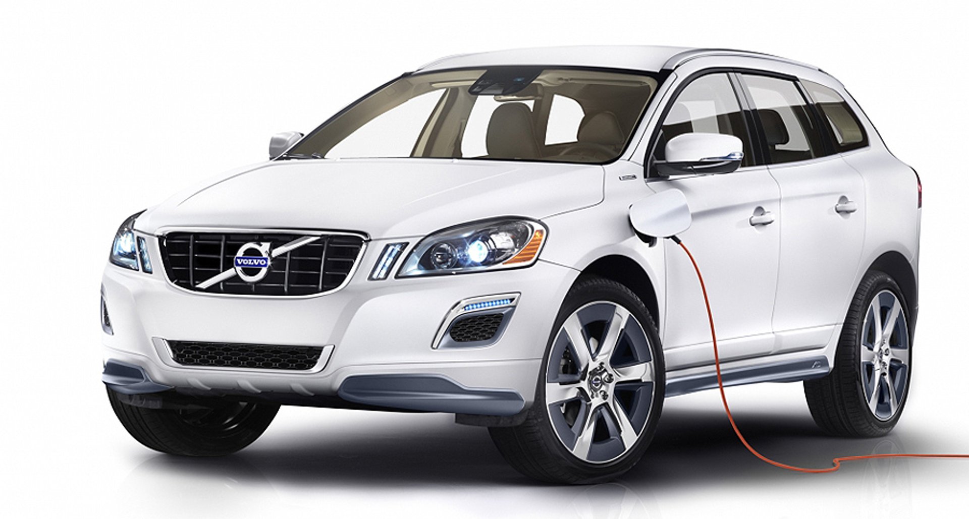 Volvo c60 outlet plug in hybrid