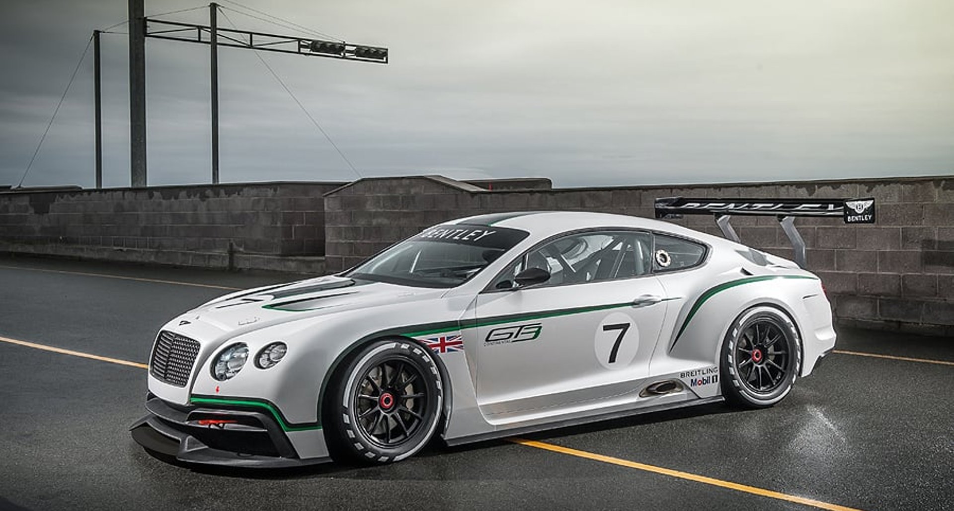 Bentley breitling deals car