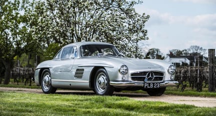 Lot 26: 1954 Mercedes-Benz 300SL Coupé ‘Stirling Moss/Denis Jenkinson 1955 Mille Miglia Reconnaissance &#039;Gullwing&#039; / ‘The Ex-Paris Salon, London Motor Show, &#039;The Autocar&#039; road test’