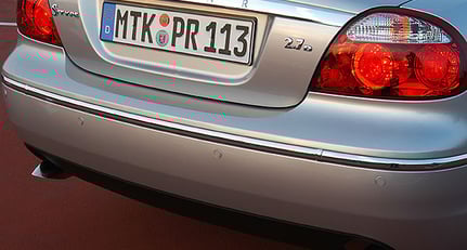 Jaguar S-Type: Neu mit starkem 2,7-Liter-V6-Diesel