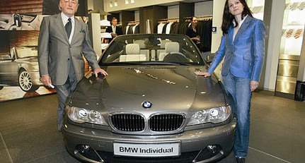 BMW 3er Cabrio: Modezar Toni Lirsch entwirft exklusives Outfit