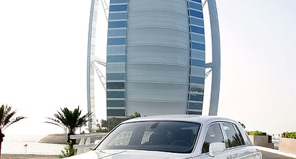 Hotel Burj al Arab erhält zwei Rolls-Royce Phantom