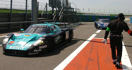 Maserati MC12 dominieren in Magny Cours