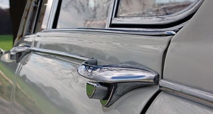 Jaguar Mk II 3.8 vs. S-Type 3.0 