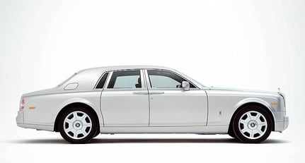 Rolls-Royce produces the Phantom Silver