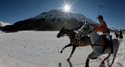 24. Cartier Polo World Cup on Snow: Polo in weiß