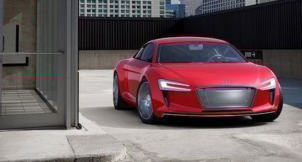 Audi e-tron: U-Turn mit vier Elektromotoren