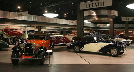 Mullin Automotive Museum: Art Déco in Kalifornien