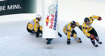 Red Bull Crashed Ice Challenge 2011: Kufen-Theater