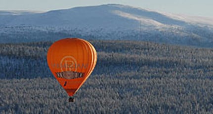 Arctic Balloon Adventure: Festgefroren am Pol der Welt