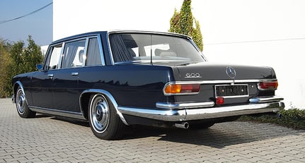 Sportcoupés und Staatskarossen bei der Dorotheum-Auktion in Tulln