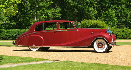 Aga Khan’s Rolls-Royce Phantom IV Sedanca de Ville confirmed for Gooding sale