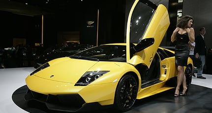 Classic Driver at the Geneva Show: Murciélago LP 670-4 SuperVeloce