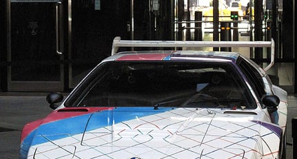 Bonhams versteigert BMW M1 Art Car von Frank Stella