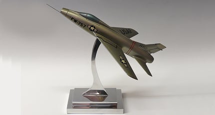 Classic Life Selected: F-100 Super Sabre model