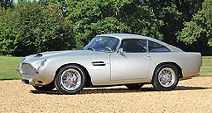 Aston Martin DB4GT knackt Millionen-Marke in Paris