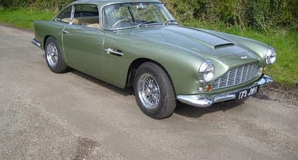 Aston Martin DB4 1961