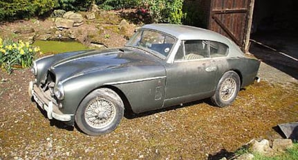 Aston Martin DB2 DB2/4 MkII  - The property of Richard Attwood 1957