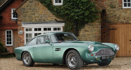 Aston Martin DB4 4.2-Litre 1961