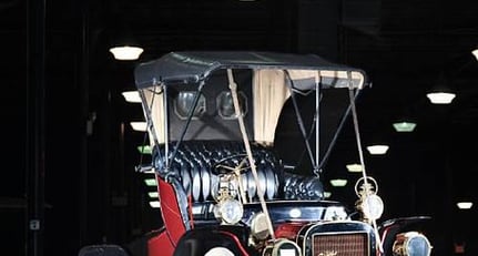 Cadillac Model K One-Cylinder Tulip Runabout 1906