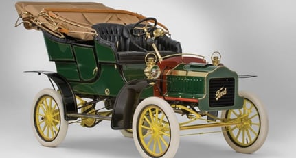 Ford Model F Touring Car 1905