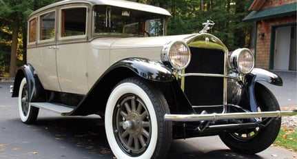 Pierce-Arrow  Model 81 Five-Passenger Sedan 1928