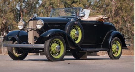 Ford Model 18 Deluxe Roadster 1932