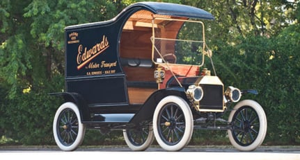 Ford Model T C-Cab Delivery Car 1913