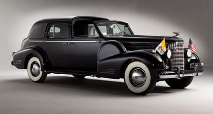 Cadillac Sixteen Town Car by Fleetwood 1938